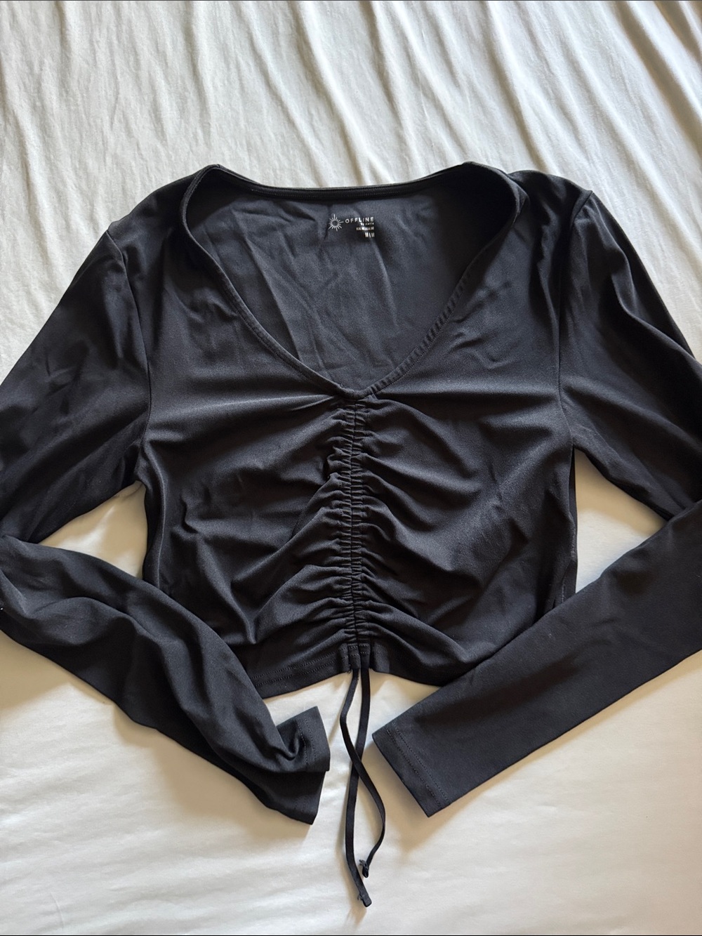 Aerie Ruched V-Neck Long Sleeve Crop Top - Black